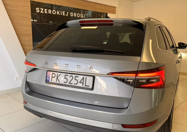 Skoda Superb cena 114500 przebieg: 114135, rok produkcji 2020 z Piła małe 172